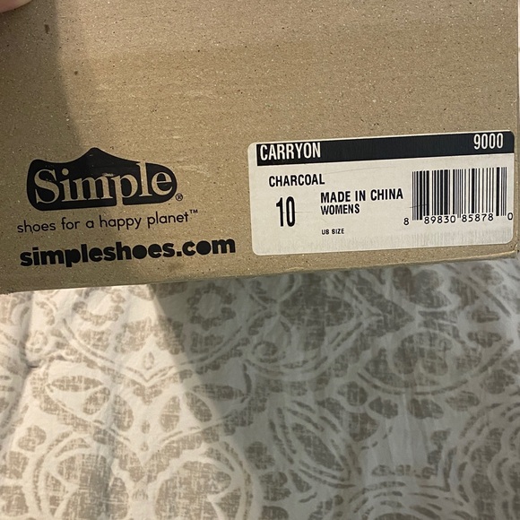 Simple Charcoal Knit Winter Boots NWT - Picture 6 of 6